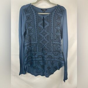 Lucky Brand turquoise embroidered top, this is casual and comfy. Very cute!